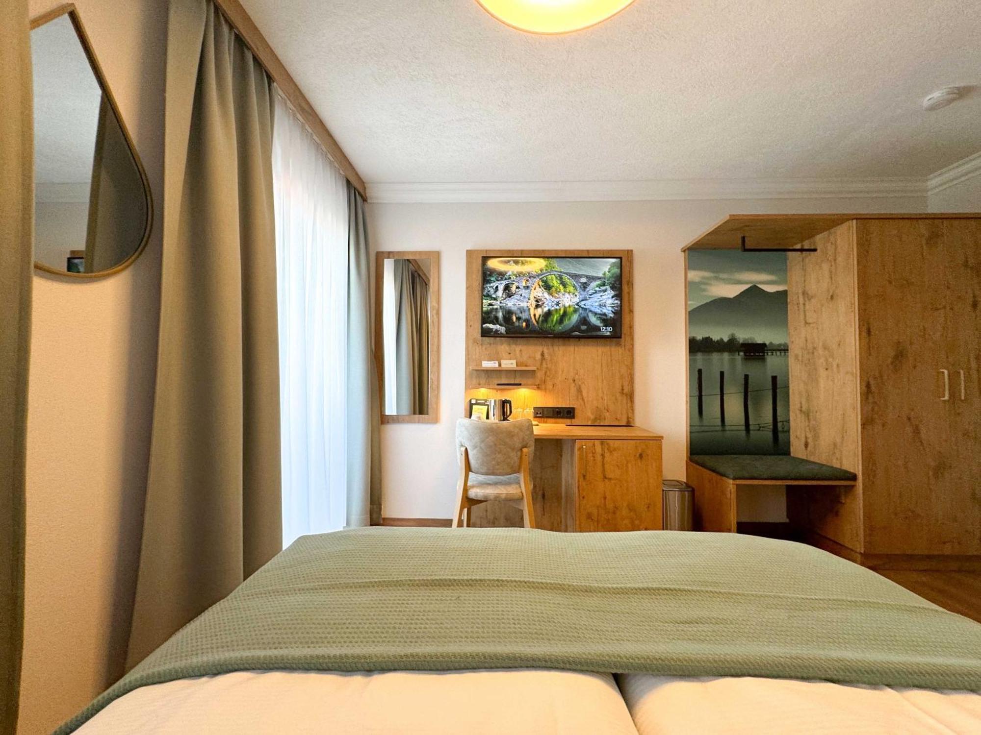 Hotel Schlossblick Chiemsee Prien am Chiemsee Exteriör bild